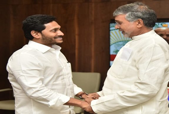 Nobel Peace Laureate calls upon Andhra Pradesh CM